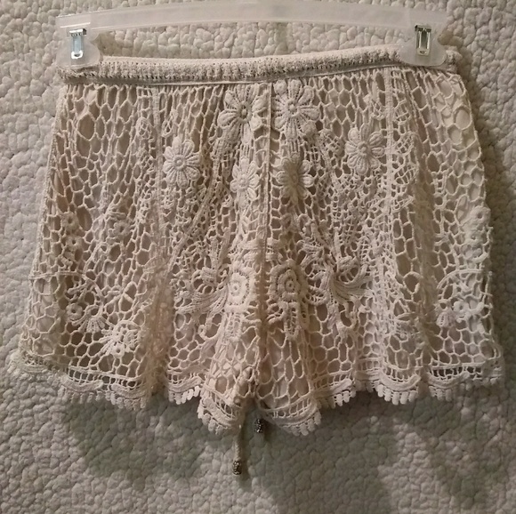 TCEC Cream short - Picture 5 of 6